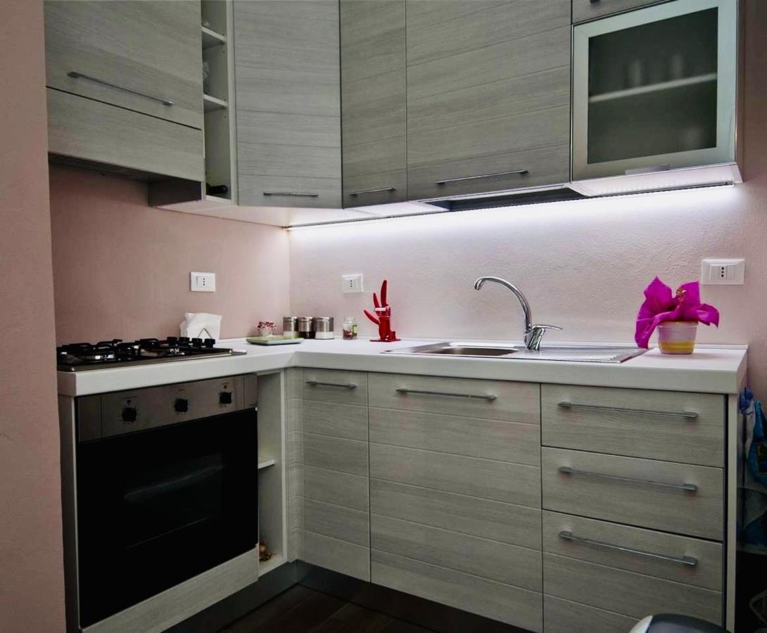 Palermo Inn Studios מראה חיצוני תמונה